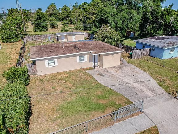 3rd image of 2608 Bon Air Dr