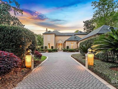 437 Village Dr, Daphne, AL, 36526