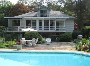 62 Woodville Rd, Shoreham, NY 11786