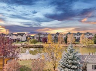 943 NE Bayside Dr SW, Airdrie, AB T4B3E3