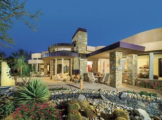 130 Netas Dr, Palm Desert, CA 92260