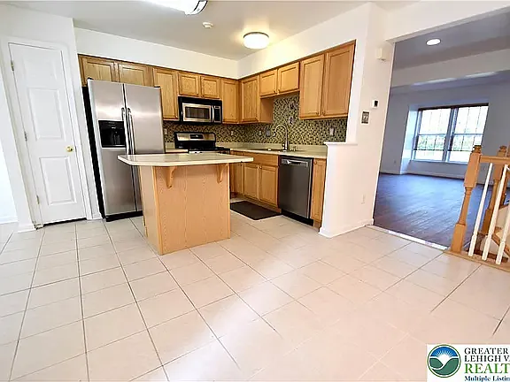 136 Knollwood Dr — Photo 10
