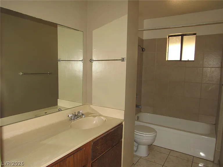 120 Bel Port Dr #121 — Photo 12