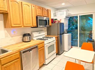130 W 8th St #3, Boston, MA 02127
