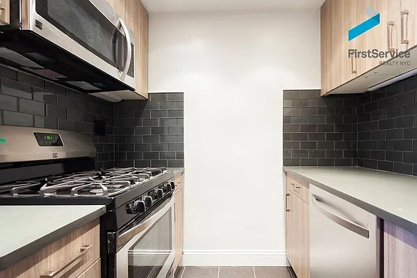 Rented by FirstService Realty (legacy) | media 13