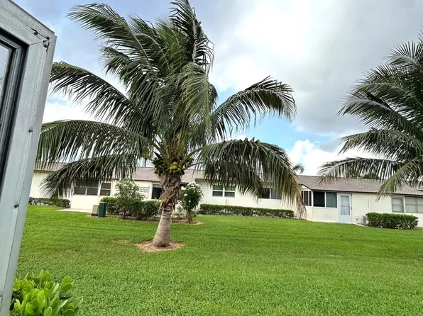 2864 Crosley Drive E #F, West Palm Beach, FL 33415