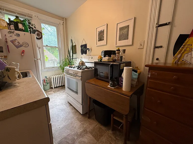 32 Sidlaw Rd #5 — Photo 4