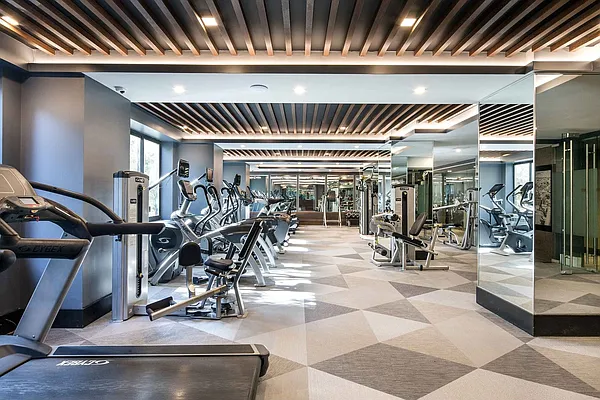 Rented by Sovereign Associates | media 12