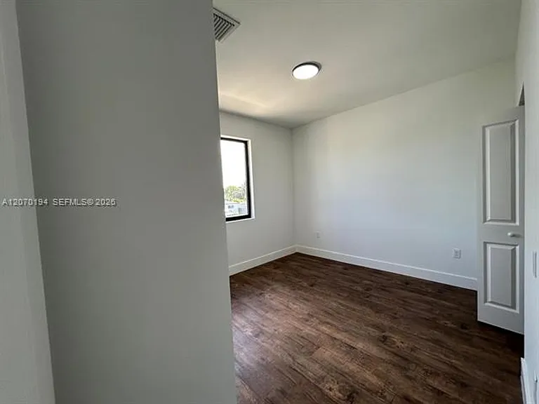854 SW 1st St #Townhouse 854 — Photo 23