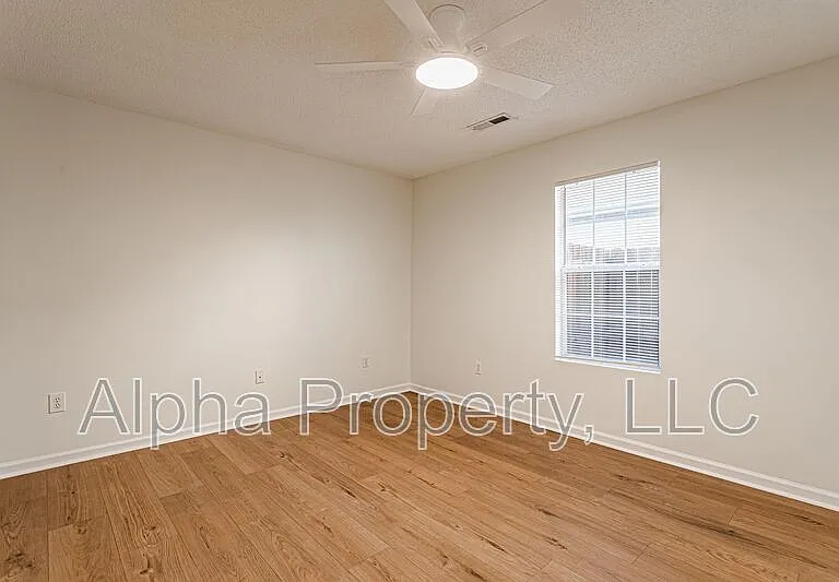 107 Hammett Grove Ln — Photo 9