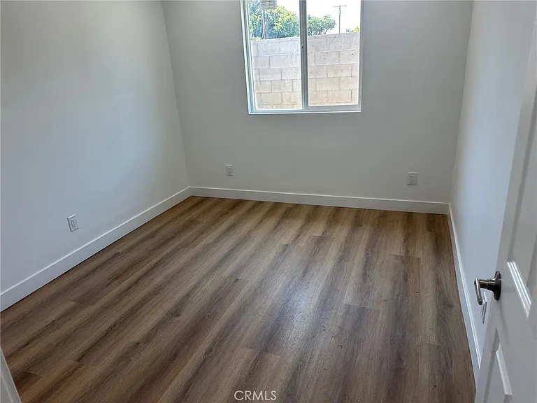 619 S Brand Blvd #A — Photo 6