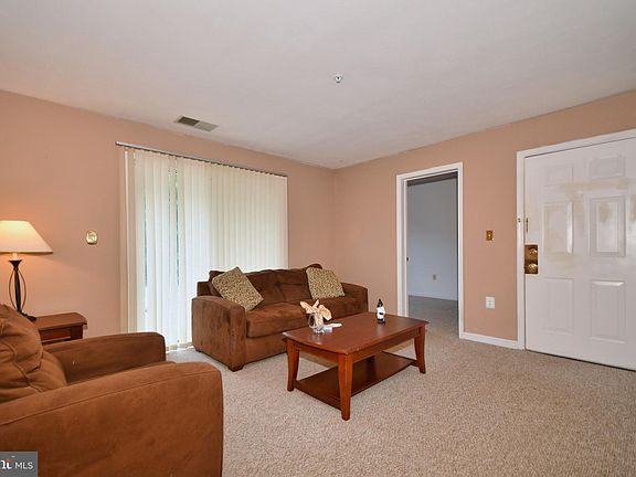 3rd image of 1205 Raven Wood #204
