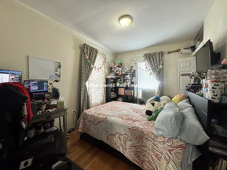 9 Medford St — Photo 19