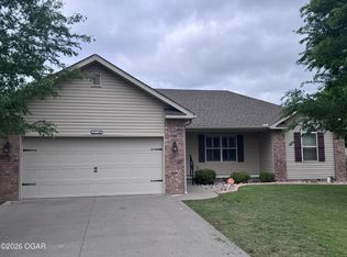 2114 S Patterson Ave, Joplin, MO 64804