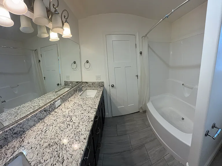 311 S Emery Ln — Photo 7