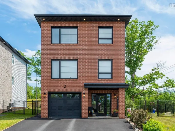 2 Owdis Ave, East Hants, NS B2S 0H8