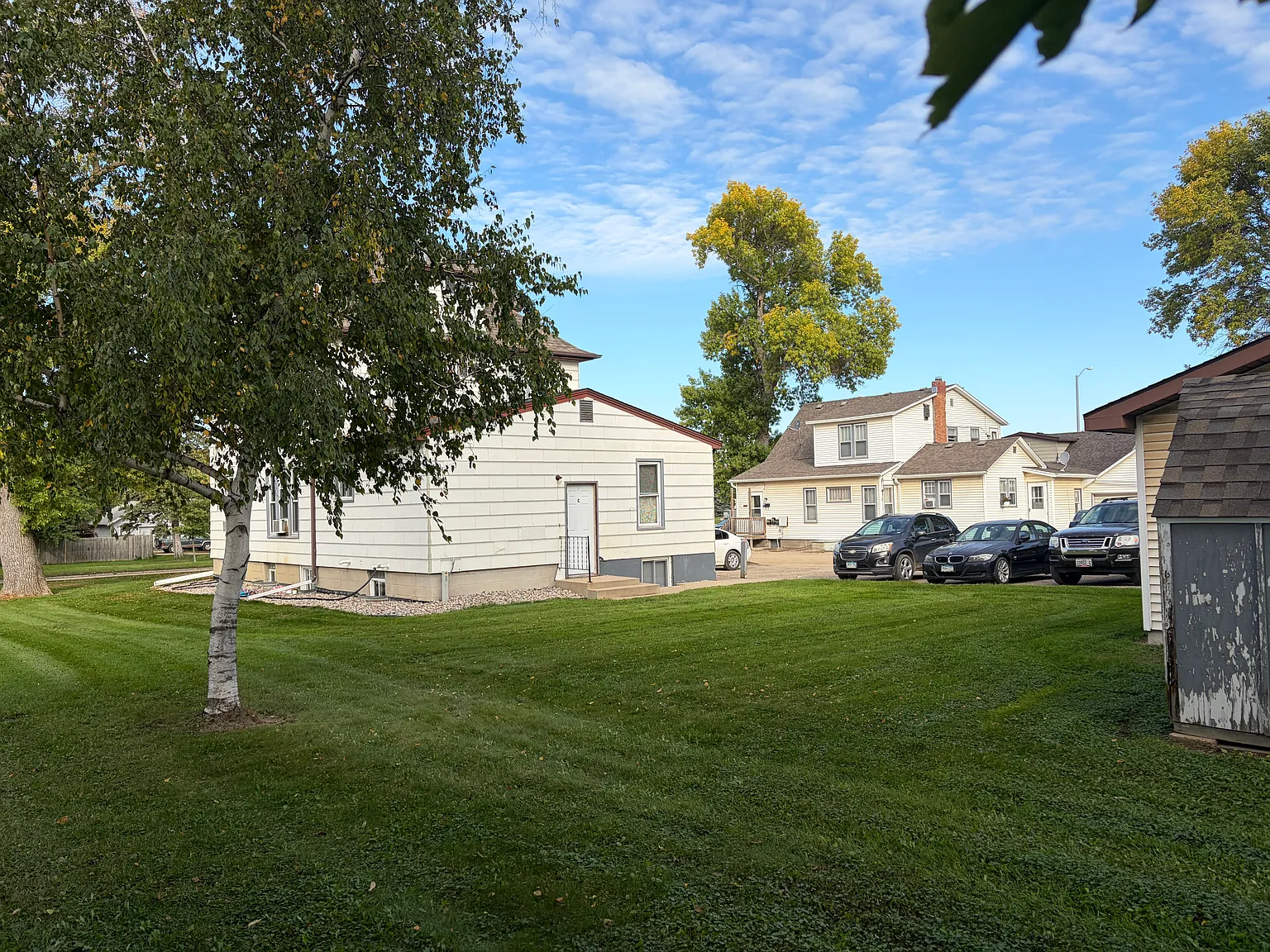 1 bed, 600 sqft, $695 — Photo 3