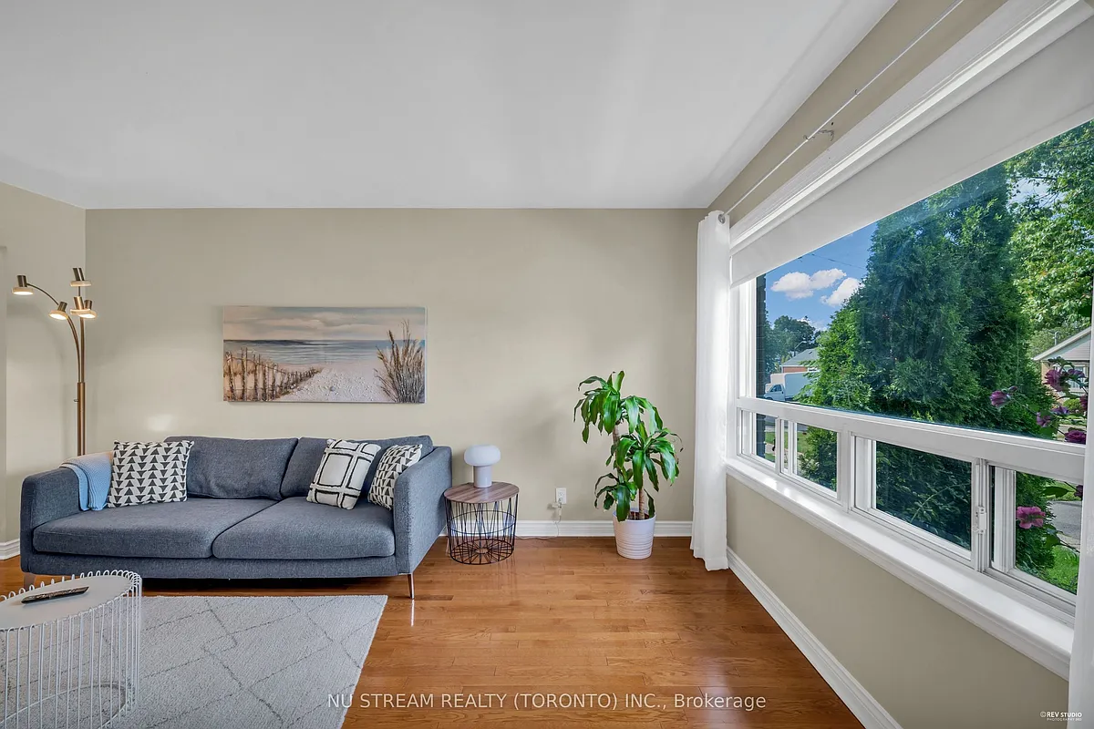 Building Photo - 5 Highvale Rd #MAIN FLOOR