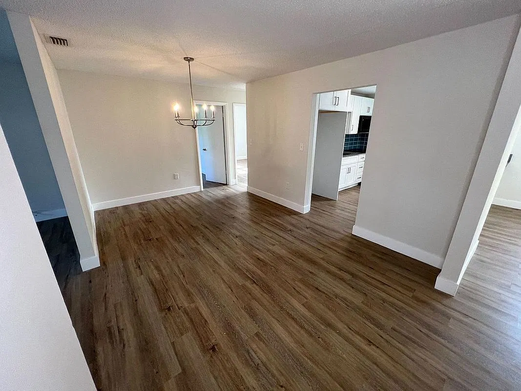 3 bed, 2.0 bath, 1500 sqft, $3,600 — Photo 4