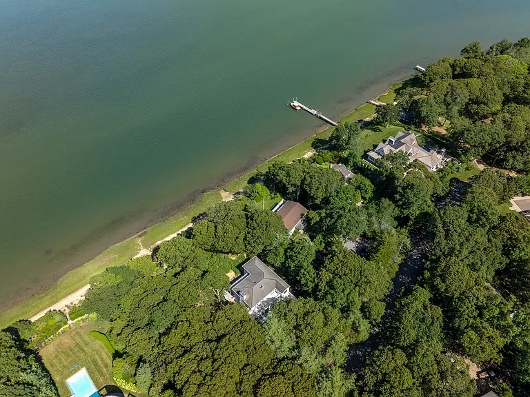 26 Three Mile Harbor Dr — Photo 45