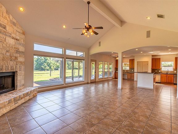 4th image of 1081 Yaupon Creek Estates Dr