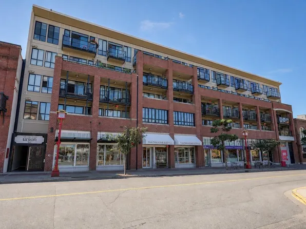 517 Fisgard St #405, Victoria, BC V8W 0C5