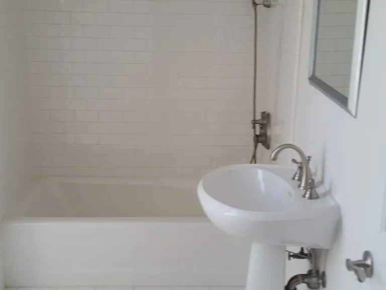 8 Blackhawk Ln #B — Photo 4