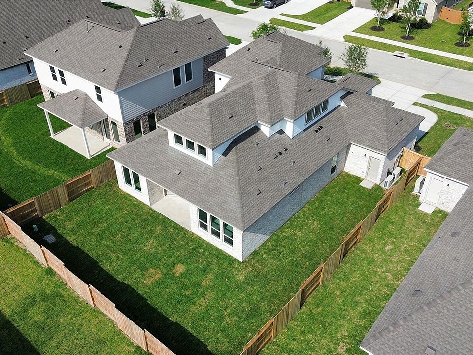 houes on the hill fishバック　ice blue 8310 Holly Blue Dr, Rosharon, TX 77583 | Zillow