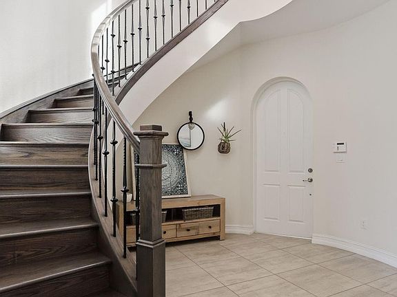 3rd image of 11585 Horizon Road