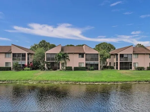 2210 SW 92nd Ter APT 2703, Davie, FL 33324