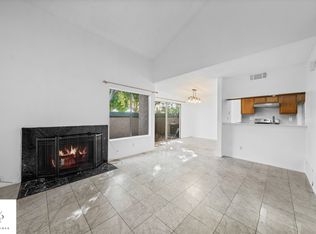 304 Whispering Pine Ln, La Puente, CA 91744