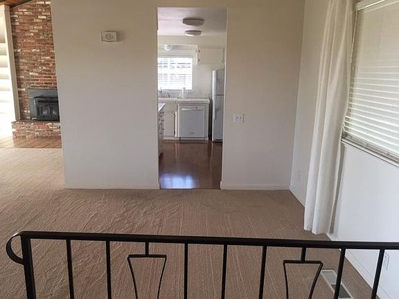 Entry view to dining/kitchen