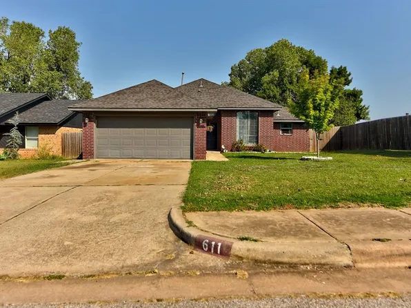 611 Silver Maple Ln, Noble, OK 73068