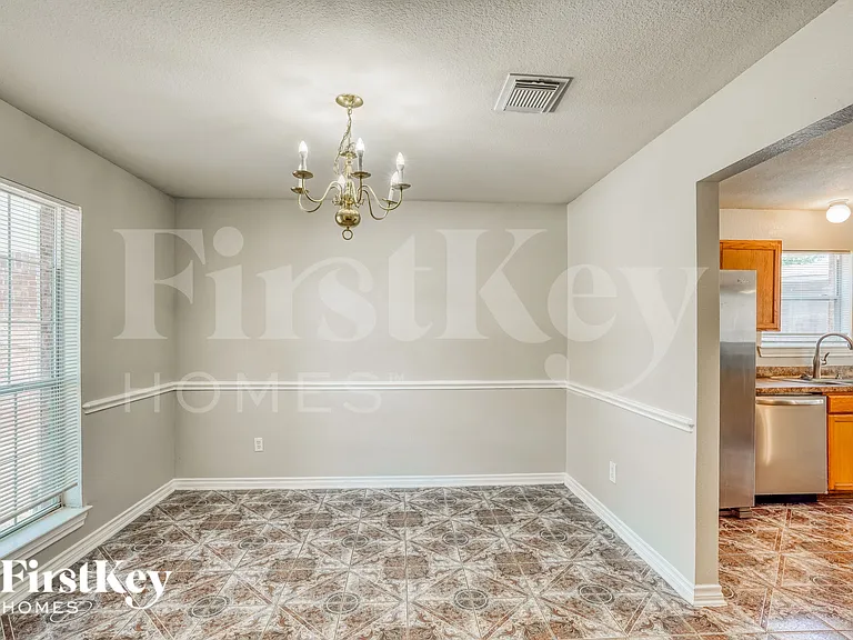 9342 Bowmore Ct — Photo 5