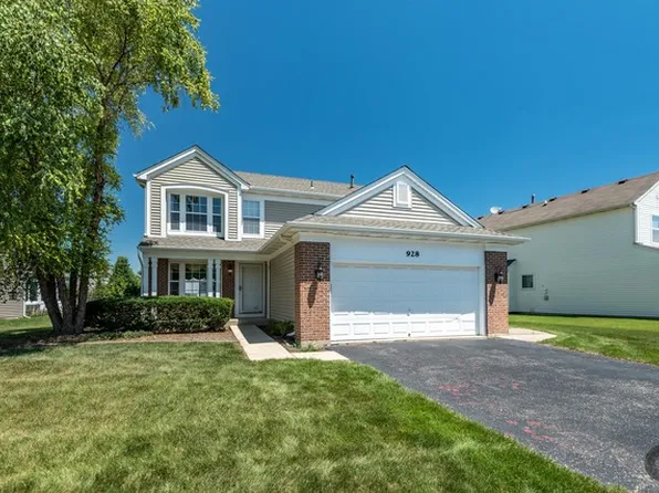 928 John Friend Dr, Naperville, IL 60540