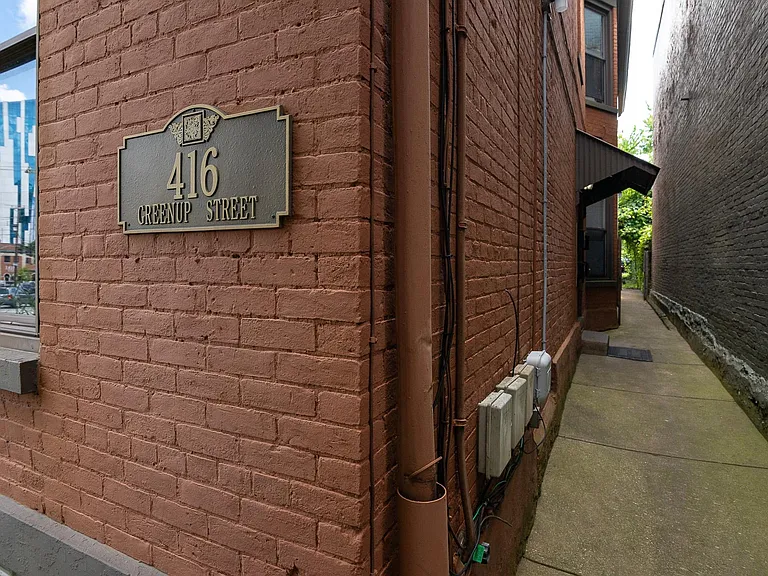 416 Greenup St #4 — Photo 7