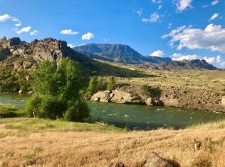 106 Stillwater Dr #110, Wapiti, WY 82450
