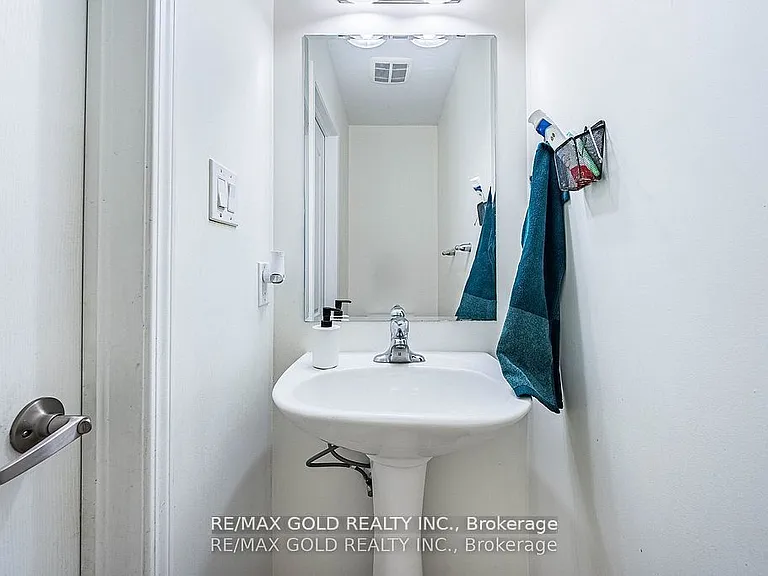 26 Robert Parkinson Dr — Photo 13