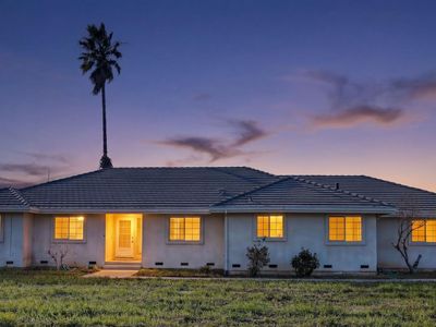 24257 N Pearl Rd, Acampo, CA, 95220