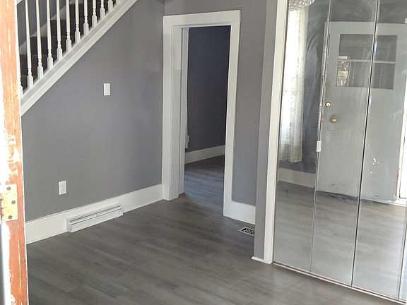 Front Entryway view from front door