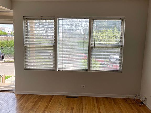 2nd image of 2306 N Hoyne Ave #9994592