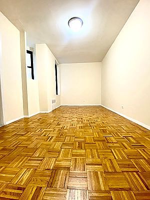 4th image of 1482 York Ave #3EV