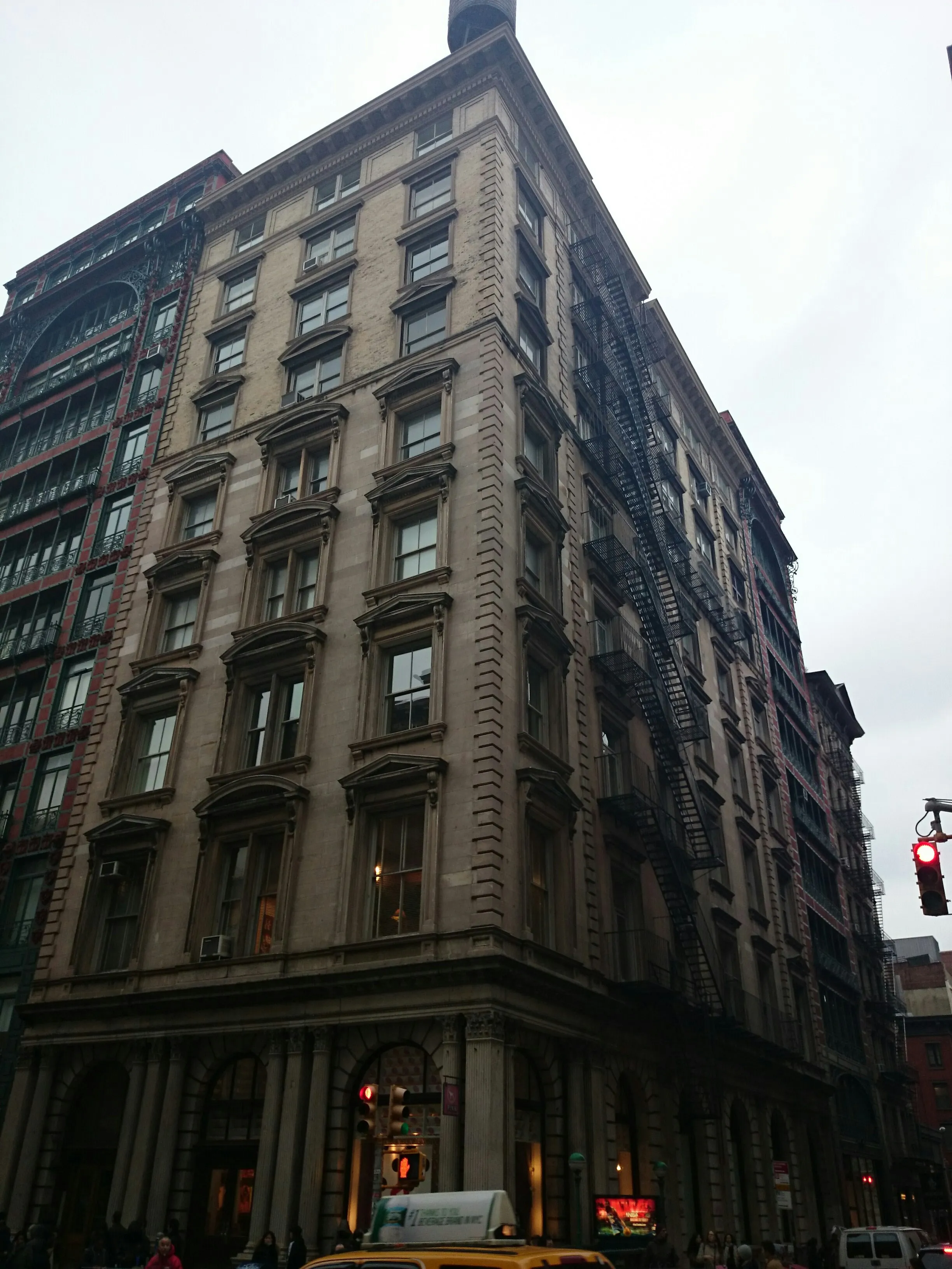 565 Broadway in Soho : Sales, Rentals, Floorplans | StreetEasy