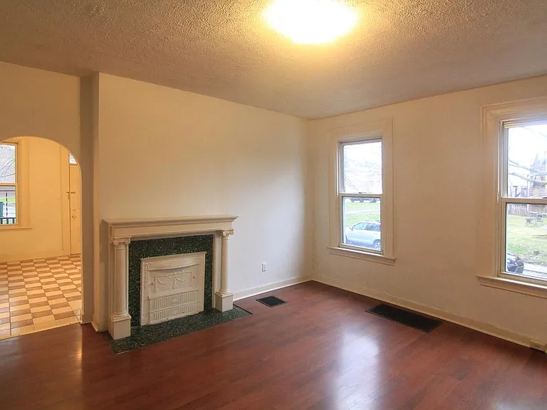 442 S Trenton Ave #1 — Photo 3
