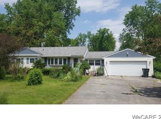 1818 Jo Jean Rd, Lima, OH 45806