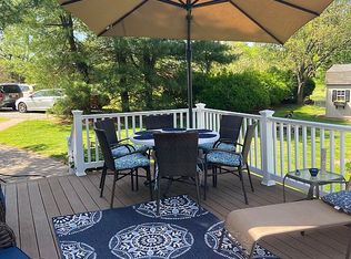 93 Back Brook Rd, Ringoes, NJ 08551