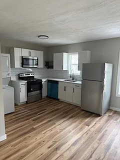 210 N Walnut St — Photo 1