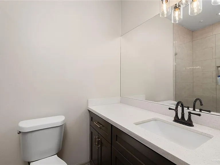 4700 W Huckleberry St #2 — Photo 8