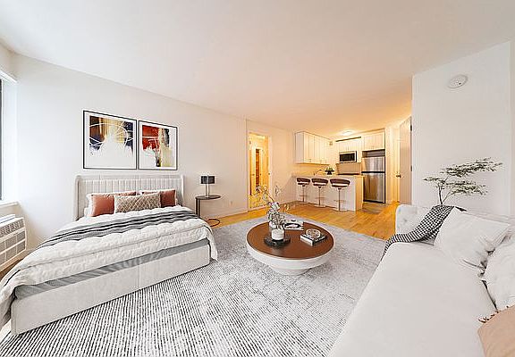 2nd image of 236 E 36th St APT 1e