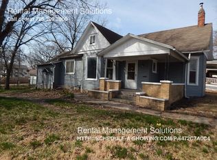 1203 SW 16th St, Topeka, KS 66604